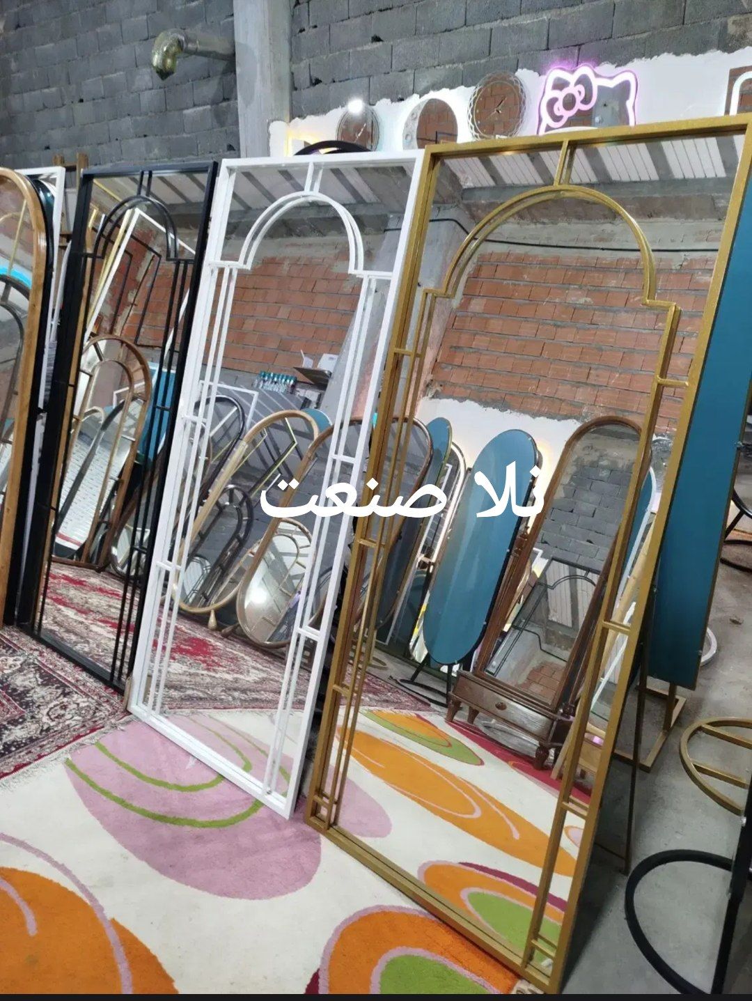 اینه مربع طرح گنبدی شکل